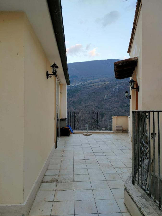 Casa Anversa Anversa Degli Abruzzi Bagian luar foto